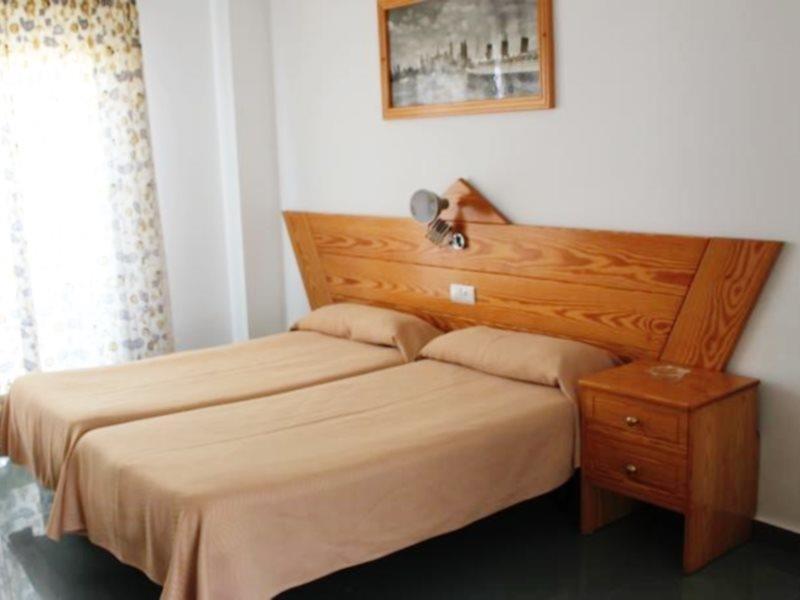 Apartamentos Guaquin Торремолинос Экстерьер фото